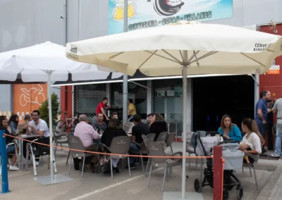 portada de la galería de imágenes de Black Ball